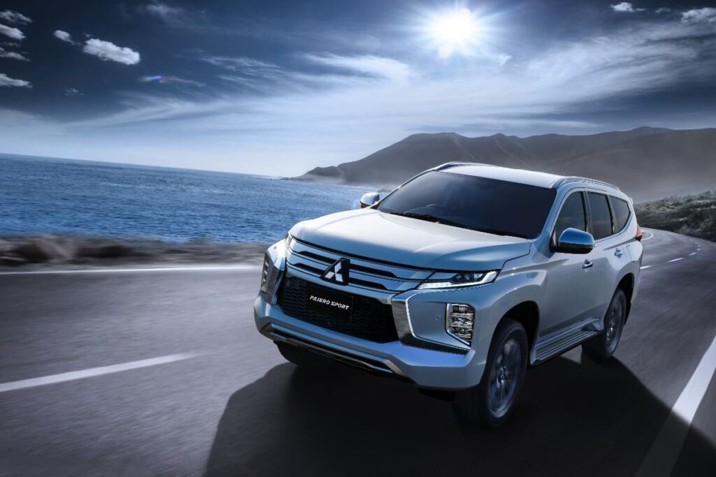 Mobil Mitsubishi Pajero Sport 2021